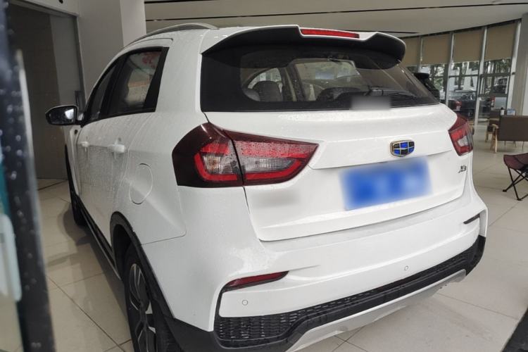 Used Geely Auto Vision X3 2019 Upgraded Model 1.5L CVT Elite Version Exterior 2