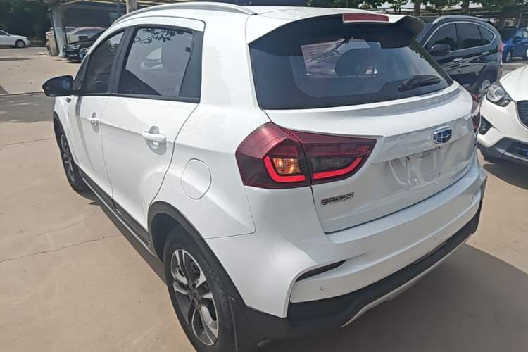 Used Geely Auto Vision X3 2019 Upgraded Model 1.5L CVT Prestige Version Exterior 2