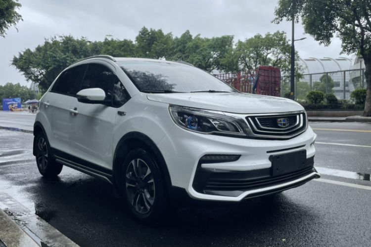 Used Geely Auto Vision X3 2019 Upgraded Model 1.5L CVT Prestige Version Exterior 3
