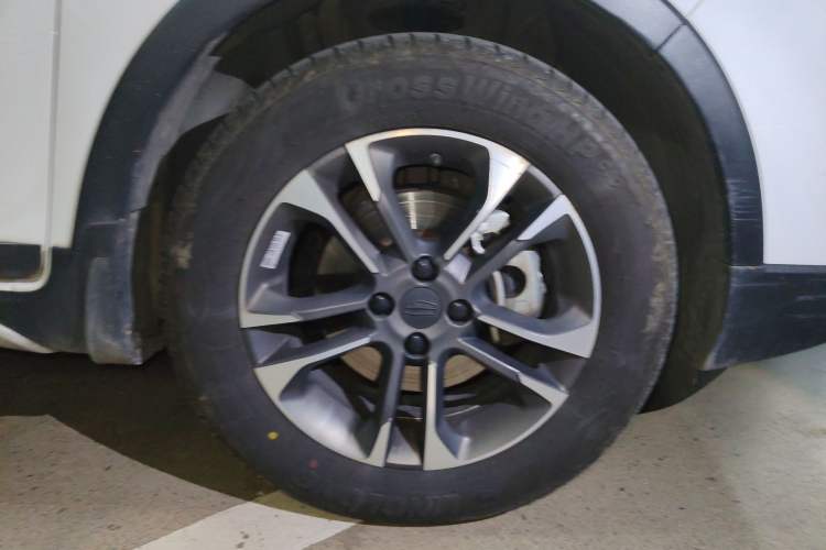 Used Geely Auto Vision X3 2019 Upgraded Model 1.5L CVT Elite Version Exterior 4