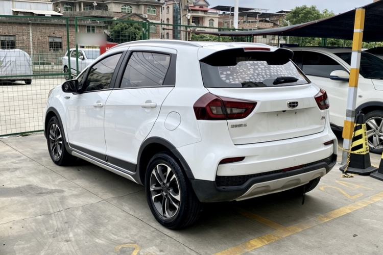 Used Geely Auto Vision X3 2019 Upgraded Model 1.5L CVT Elite Version Exterior 4
