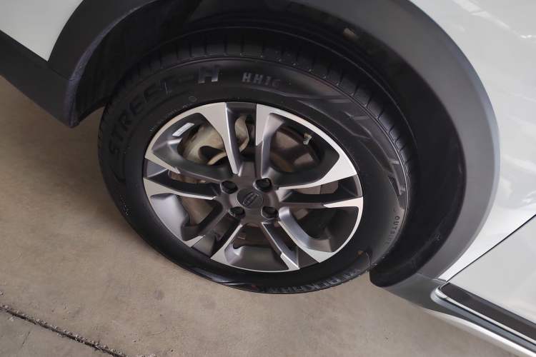Used Geely Auto Vision X3 2019 Upgraded Model 1.5L CVT Elite Version Exterior 4