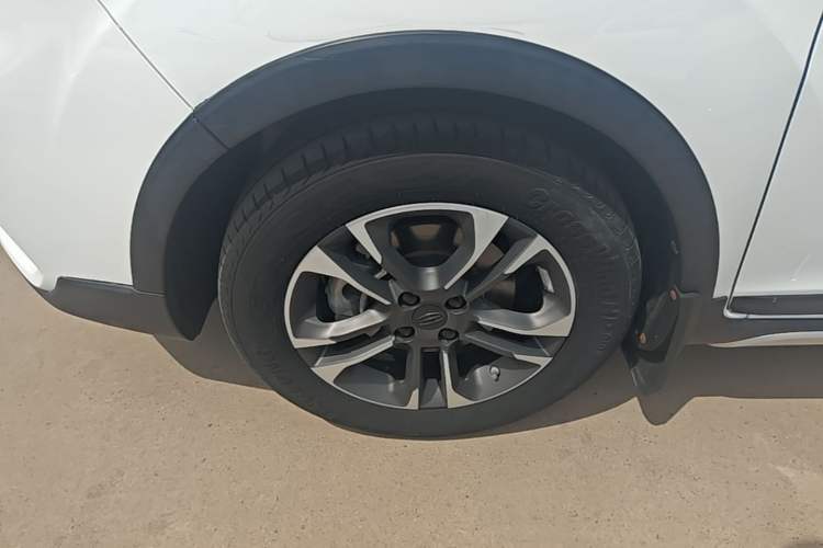 Used Geely Auto Vision X3 2019 Upgraded Model 1.5L CVT Prestige Version Exterior 4