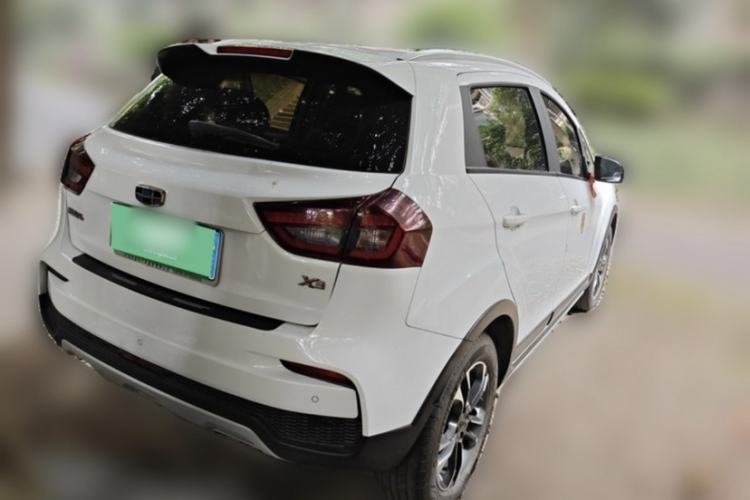 Used Geely Auto Vision X3 2019 Upgraded Model 1.5L CVT Elite Version Exterior 5