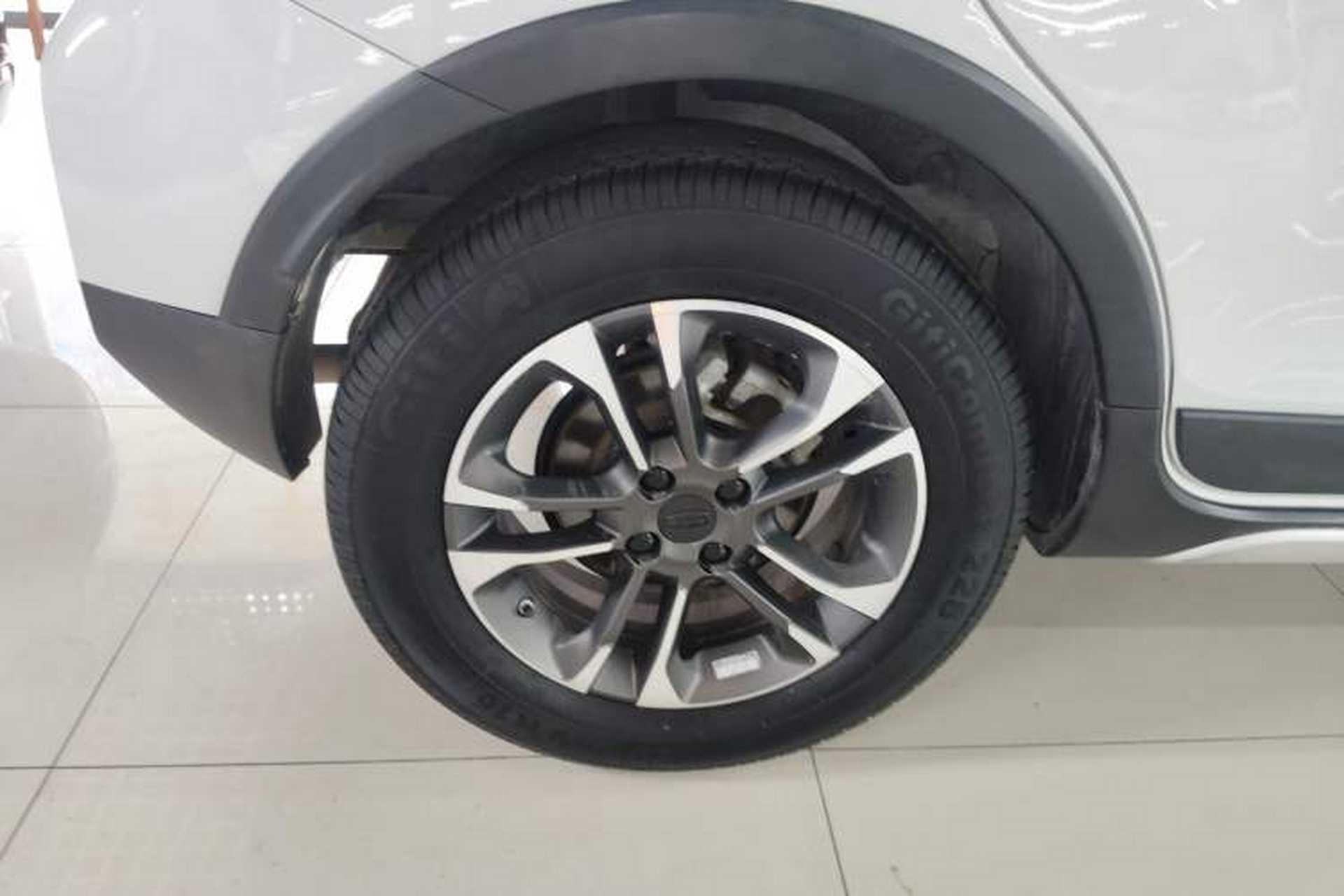 Used Geely Auto Vision X3 2019 Upgraded Model 1.5L CVT Prestige Version Exterior 5