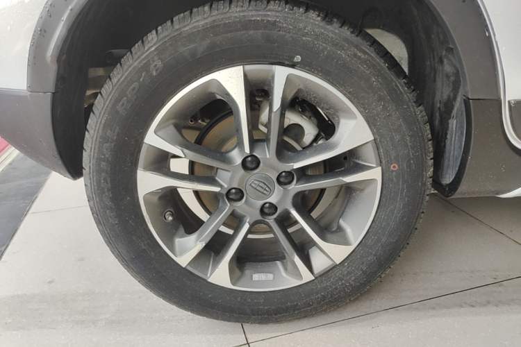 Used Geely Auto Vision X3 2019 Upgraded Model 1.5L CVT Elite Version Exterior 5