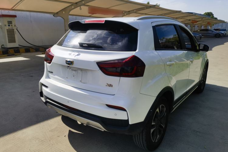 Used Geely Auto Vision X3 2019 Upgraded Model 1.5L CVT Prestige Version Exterior 6