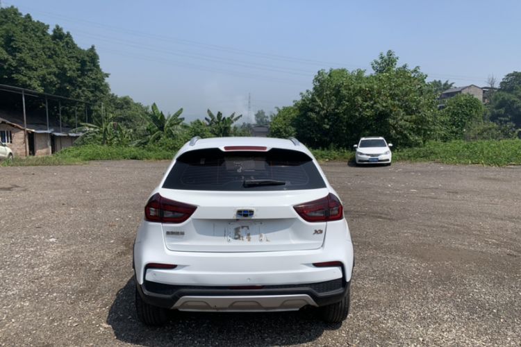 Used Geely Auto Vision X3 2019 Upgraded Model 1.5L CVT Prestige Version Exterior 7