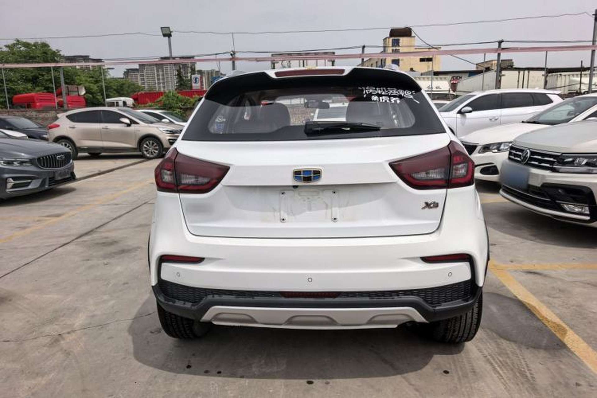 Used Geely Auto Vision X3 2019 Upgraded Model 1.5L Manual Luxury Version Exterior 7