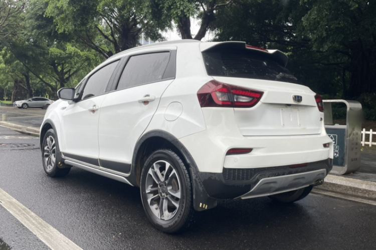 Used Geely Auto Vision X3 2019 Upgraded Model 1.5L CVT Prestige Version Exterior 8