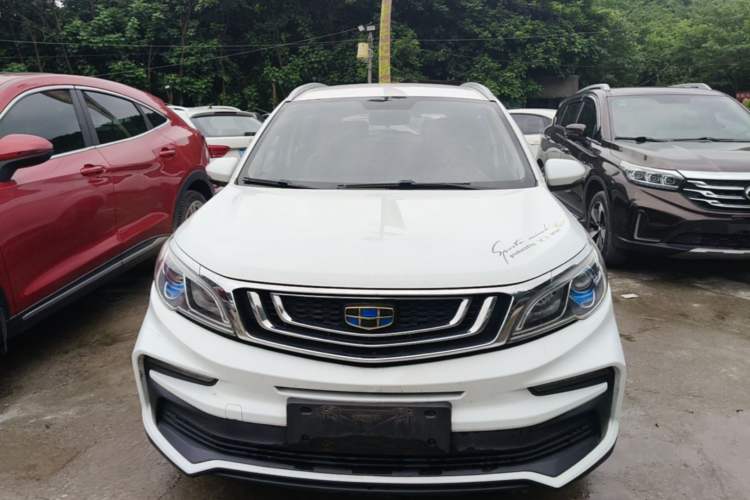 Used Geely Auto Vision X3 2019 Upgraded Model 1.5L CVT Elite Version Front