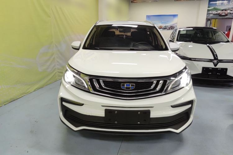 Used Geely Auto Vision X3 2019 Upgraded Model 1.5L CVT Elite Version Front