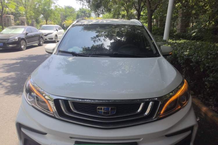 Used Geely Auto Vision X3 2019 Upgraded Model 1.5L CVT Elite Version Front