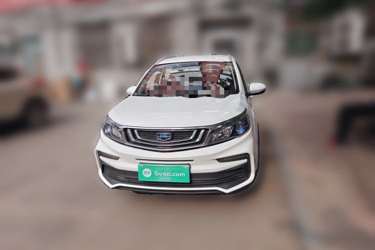 Used Geely Auto Vision X3 2019 Upgraded Model 1.5L Manual Elite Version Front