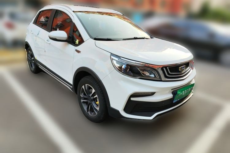 Used Geely Auto Vision X3 2019 Upgraded Model 1.5L Manual Elite Version Front Right 45 Deg