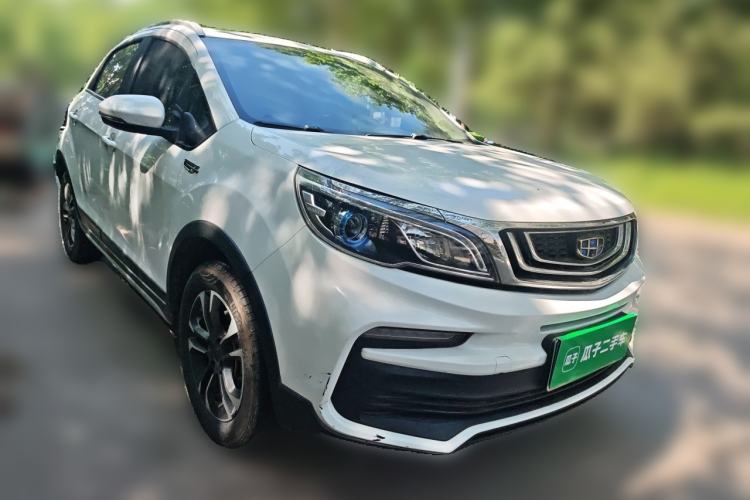 Used Geely Auto Vision X3 2019 Upgraded Model 1.5L Manual Elite Version Front Right 45 Deg