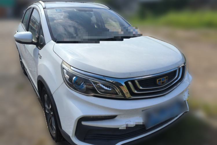 Used Geely Auto Vision X3 2019 Upgraded Model 1.5L CVT Elite Version Front Right 45 Deg
