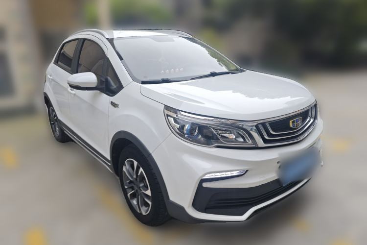 Used Geely Auto Vision X3 2019 Upgraded Model 1.5L CVT Elite Version Front Right 45 Deg