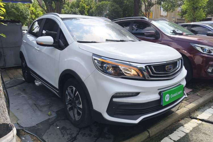 Used Geely Auto Vision X3 2019 Upgraded Model 1.5L CVT Elite Version Front Right 45 Deg
