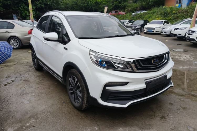 Used Geely Auto Vision X3 2019 Upgraded Model 1.5L CVT Elite Version Front Right 45 Deg