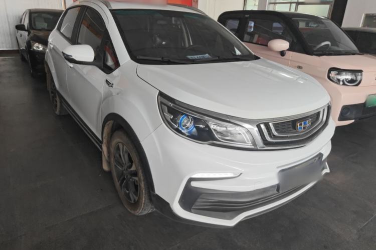 Used Geely Auto Vision X3 2019 Upgraded Model 1.5L CVT Prestige Version Front Right 45 Deg