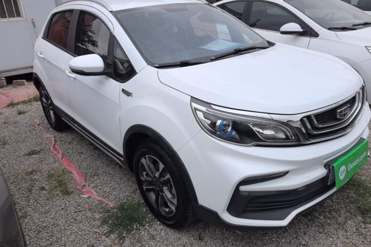 Used Geely Auto Vision X3 2019 Upgraded Model 1.5L CVT Elite Version Front Right 45 Deg
