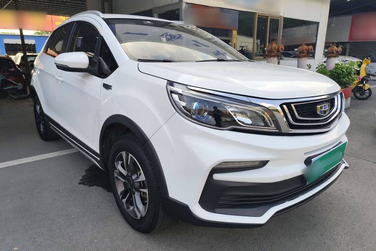 Used Geely Auto Vision X3 2019 Upgraded Model 1.5L Manual Elite Version Front Right 45 Deg