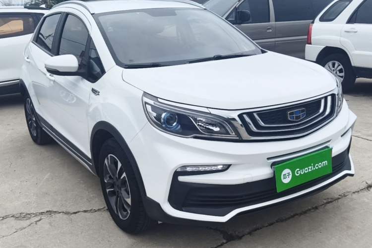 Used Geely Auto Vision X3 2019 Upgraded Model 1.5L CVT Elite Version Front Right 45 Deg