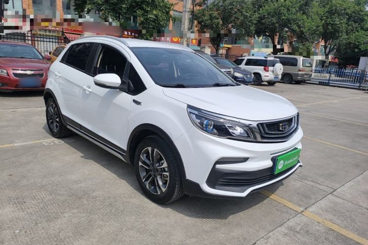 Used Geely Auto Vision X3 2019 Upgraded Model 1.5L CVT Elite Version Front Right 45 Deg