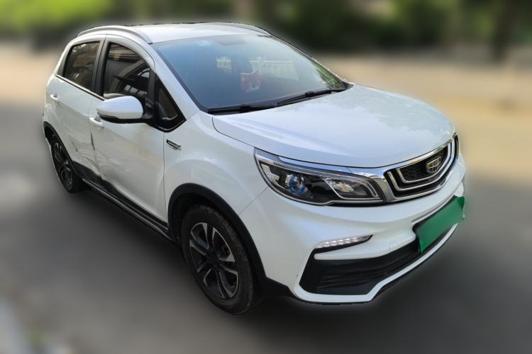 Used Geely Auto Vision X3 2019 Upgraded Model 1.5L Manual Elite Version Front Right 45 Deg