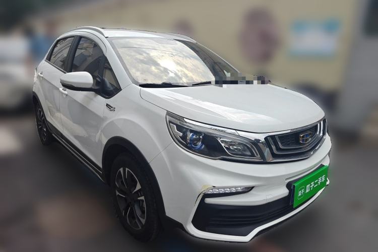 Used Geely Auto Vision X3 2019 Upgraded Model 1.5L CVT Elite Version Front Right 45 Deg