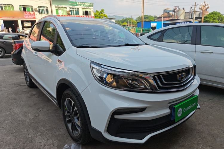 Used Geely Auto Vision X3 2019 Upgraded Model 1.5L CVT Elite Version Front Right 45 Deg