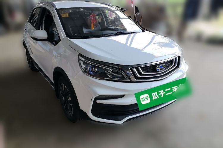 Used Geely Auto Vision X3 2019 Upgraded Model 1.5L CVT Elite Version Front Right 45 Deg