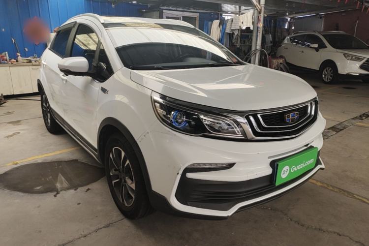 Used Geely Auto Vision X3 2019 Upgraded Model 1.5L CVT Prestige Version Front Right 45 Deg