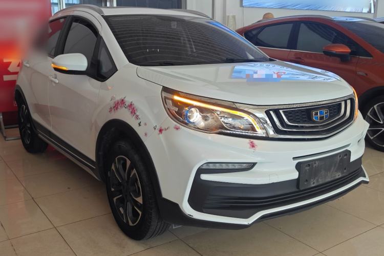 Used Geely Auto Vision X3 2019 Upgraded Model 1.5L Manual Luxury Version Front Right 45 Deg