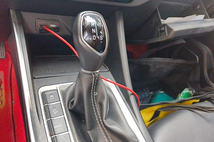 Used Geely Auto Vision X3 2019 Upgraded Model 1.5L CVT Prestige Version Gear Lever