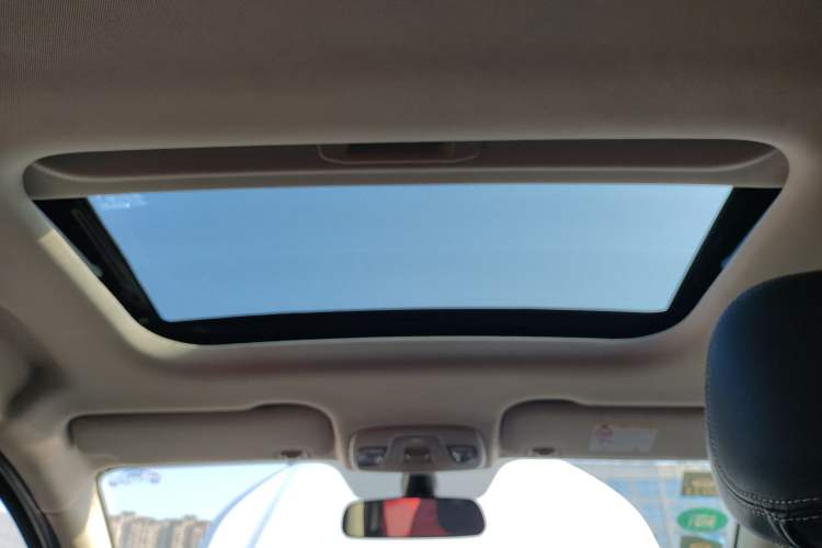 Used Geely Auto Vision X3 2019 Upgraded Model 1.5L CVT Prestige Version Headliner