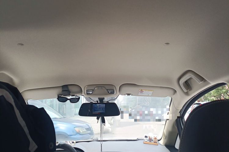 Used Geely Auto Vision X3 2019 Upgraded Model 1.5L CVT Elite Version Headliner