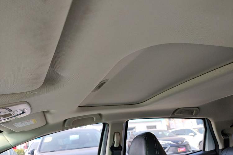 Used Geely Auto Vision X3 2019 Upgraded Model 1.5L CVT Prestige Version Headliner