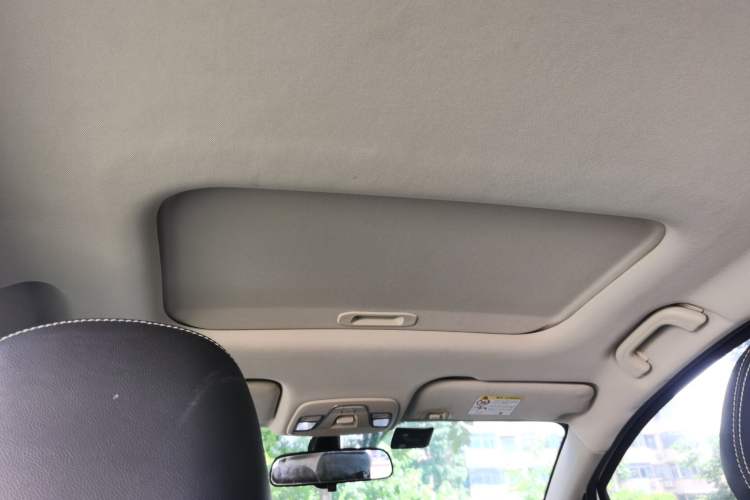 Used Geely Auto Vision X3 2019 Upgraded Model 1.5L CVT Prestige Version Headliner