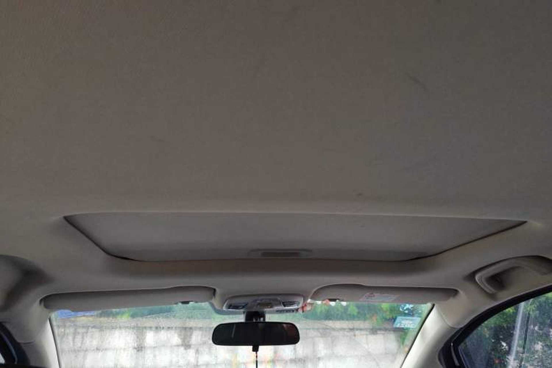 Used Geely Auto Vision X3 2019 Upgraded Model 1.5L CVT Prestige Version Headliner