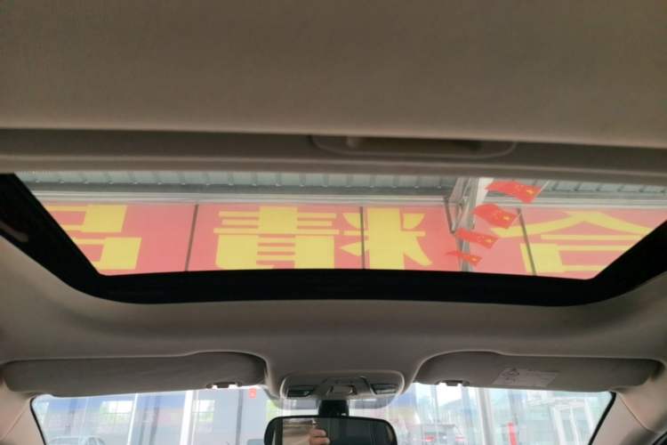 Used Geely Auto Vision X3 2019 Upgraded Model 1.5L CVT Prestige Version Headliner