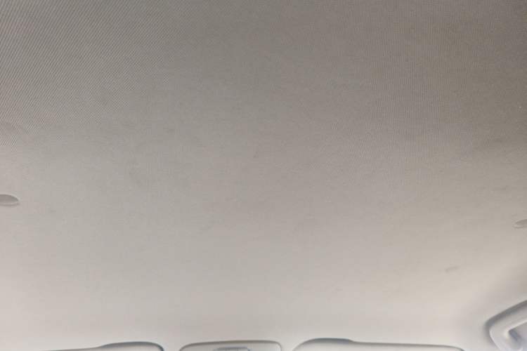 Used Geely Auto Vision X3 2019 Upgraded Model 1.5L Manual Elite Version Headliner
