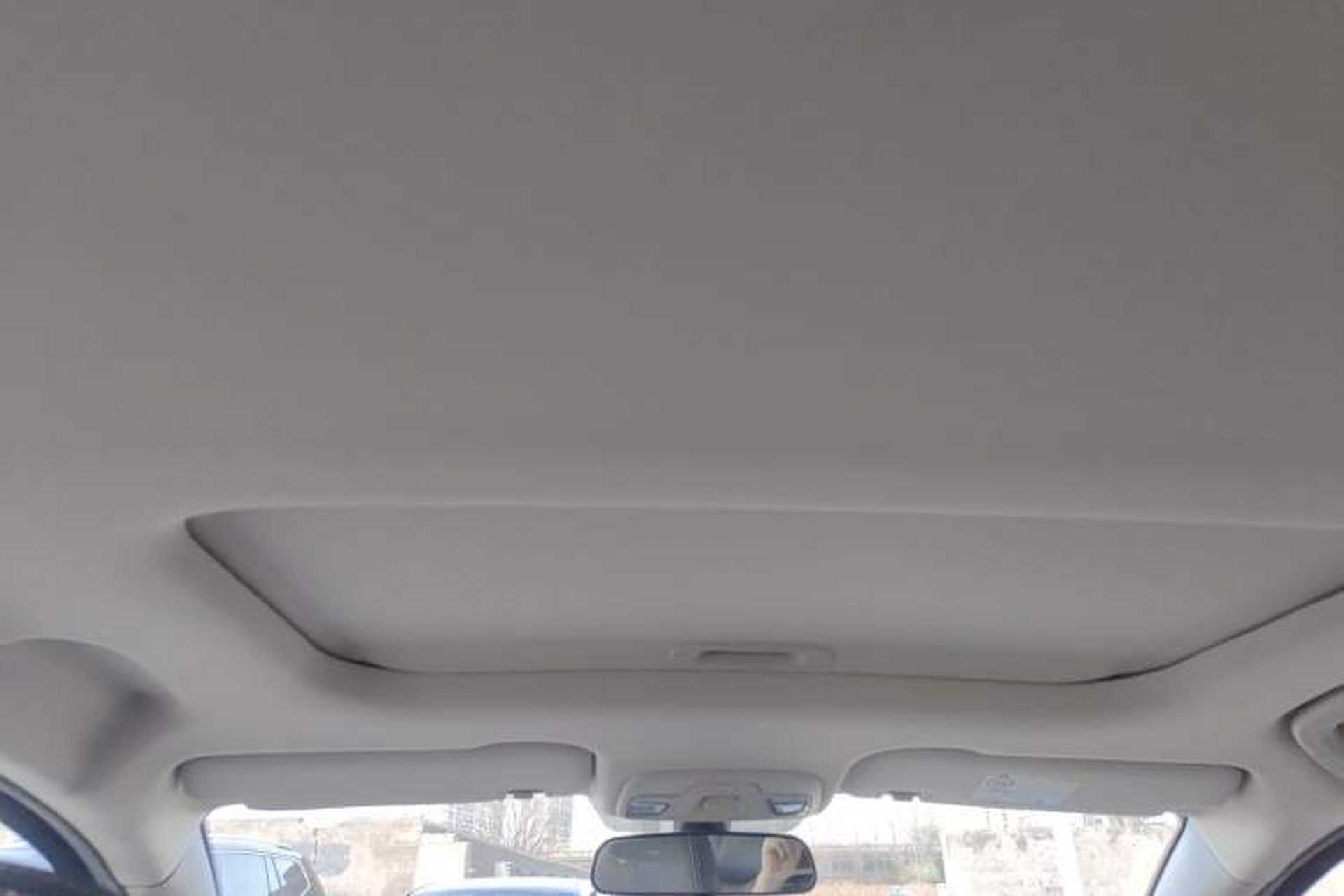 Used Geely Auto Vision X3 2019 Upgraded Model 1.5L CVT Prestige Version Headliner