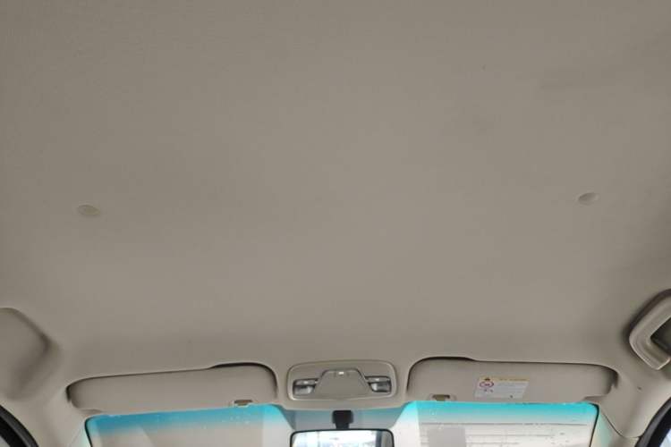 Used Geely Auto Vision X3 2019 Upgraded Model 1.5L CVT Elite Version Headliner