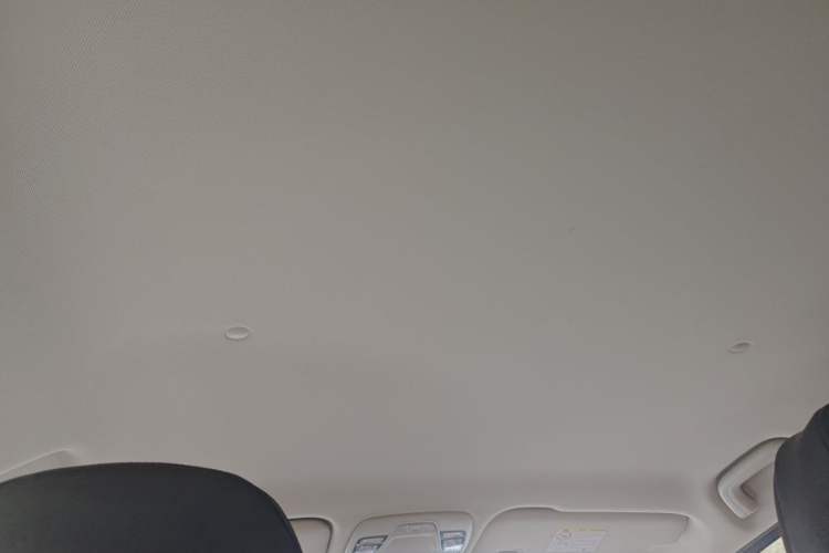 Used Geely Auto Vision X3 2019 Upgraded Model 1.5L CVT Elite Version Headliner