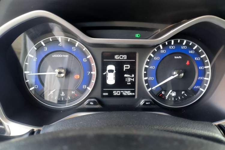 Used Geely Auto Vision X3 2019 Upgraded Model 1.5L CVT Elite Version Instrument Cluster