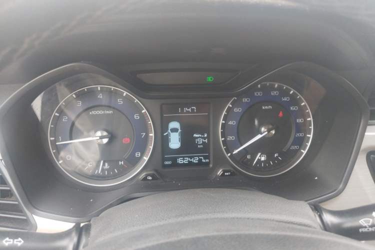 Used Geely Auto Vision X3 2019 Upgraded Model 1.5L Manual Elite Version Instrument Cluster