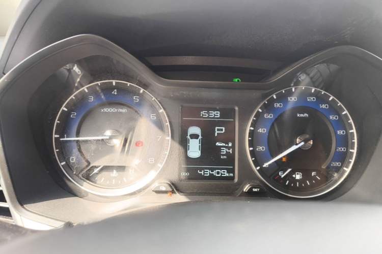 Used Geely Auto Vision X3 2019 Upgraded Model 1.5L CVT Elite Version Instrument Cluster