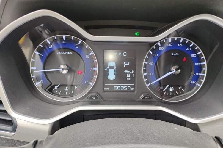 Used Geely Auto Vision X3 2019 Upgraded Model 1.5L CVT Prestige Version Instrument Cluster